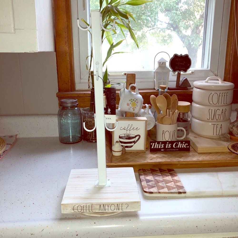 rae dunn lazy susan mug holder